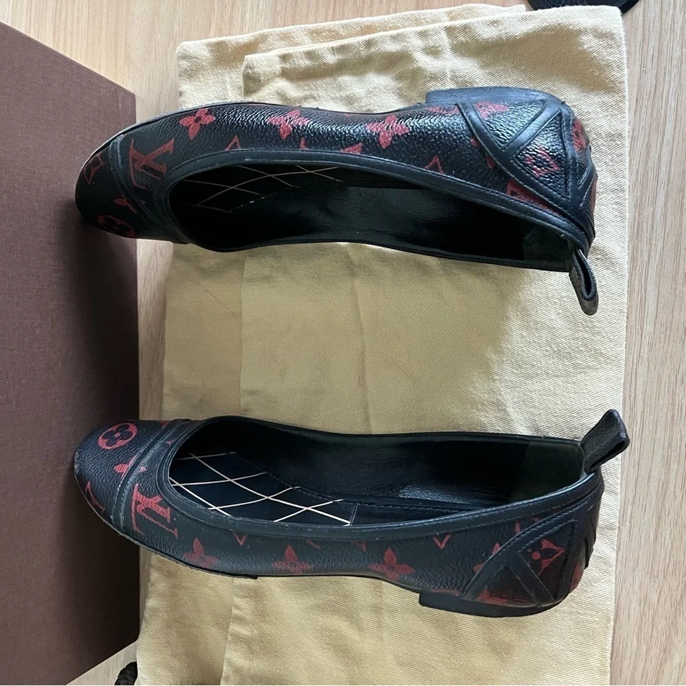 LOUIS VUITTON sz 36.5 6.5 INFRAROUGE Ballet Flats Black Red Monogram Canvas